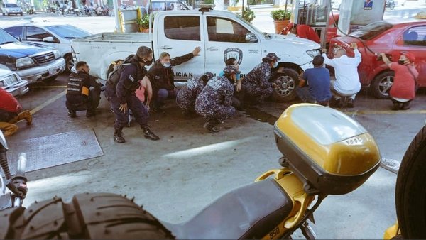 Tras horas de tiroteos, policía comienza operativo en peligrosas barriadas de Caracas (Imágenes)