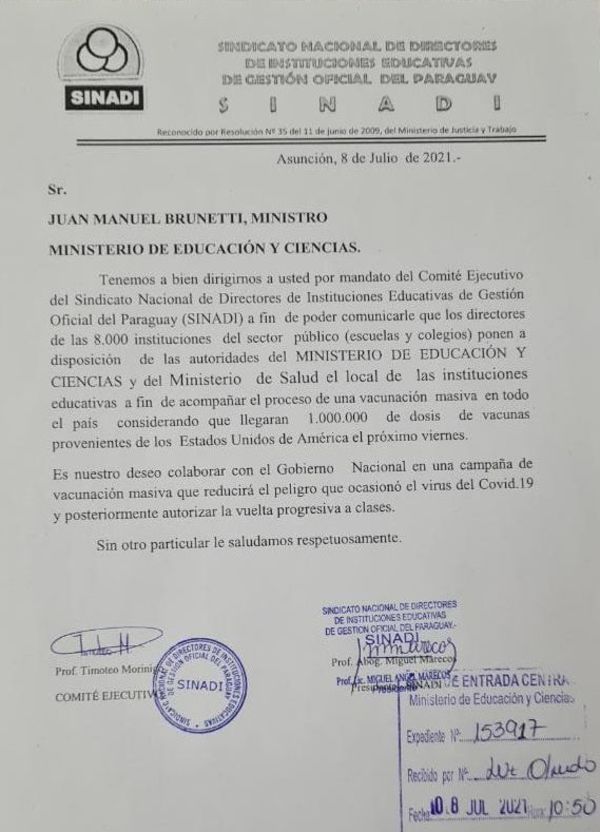 Piden que escuelas y colegios se conviertan en vacunatorios masivos - Nacionales - ABC Color