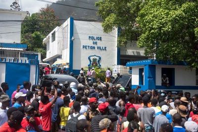 MUNDO | Ya son 6 arrestados por el magnicidio en Haití y 4 sospechosos muertos