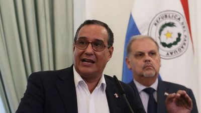 Gobernador se deslinda de facturas clonadas y niega daño patrimonial