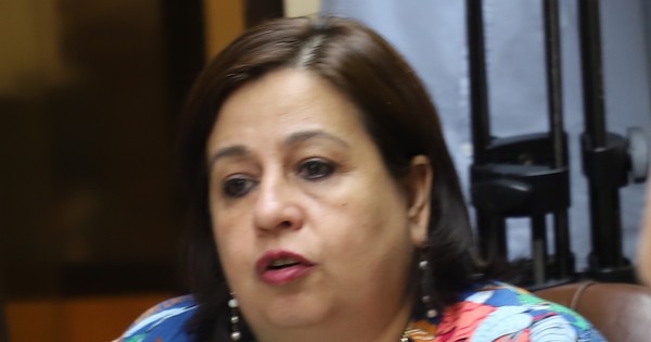 La Nación / Esquema montado con tragamonedas se presta al lavado de dinero, dice senadora