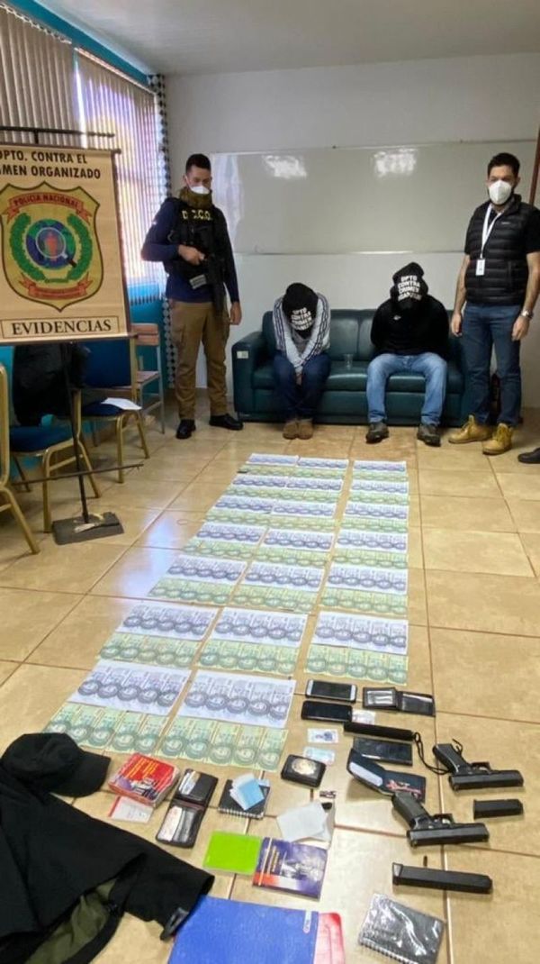Detienen a jefe de la Senad de la Regional de Itapúa y a otro agente especial por un caso de Cohecho Pasivo