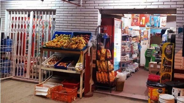 El almacén, el shop y el dinero