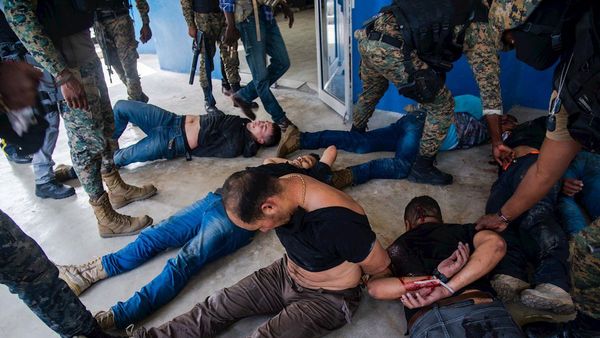 Presuntos magnicidas arrestados en Haití, la mayoría son colombianos