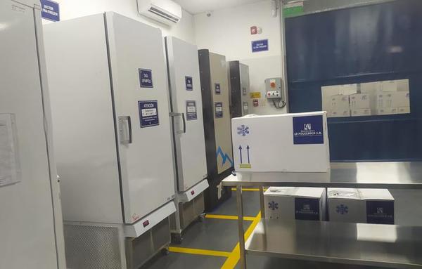Logística lista para recepcionar el lote de un millón de dosis de la Pfizer