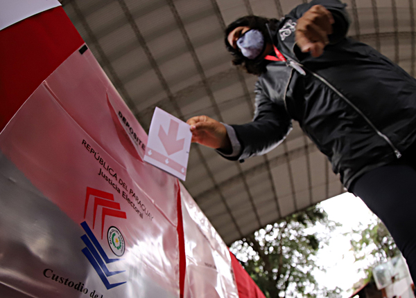 Paraguay intercambia experiencia electoral ante elecciones en Honduras | .::Agencia IP::.