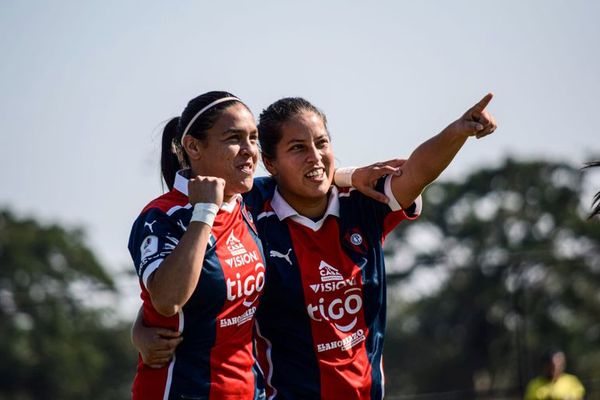 Cerro Porteño gana 10-0 en el inicio del femenino - Fútbol - ABC Color
