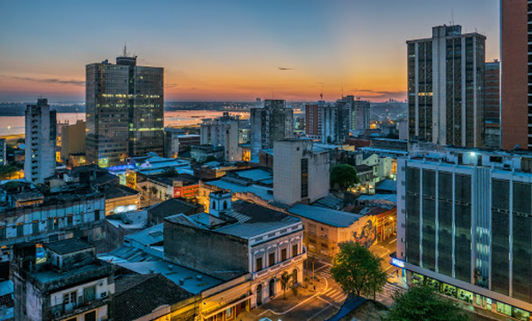 'El derrumbe en Miami debe ser un disparador': Sugieren creación de ley de construcciones de edificios