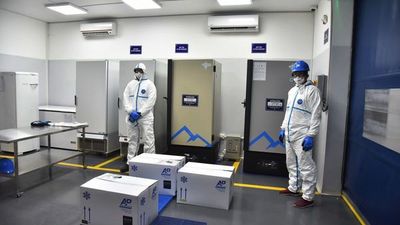 Las 1 millón de vacunas Pfizer llegan a las 18.20: "Estamos preparados", afirman
