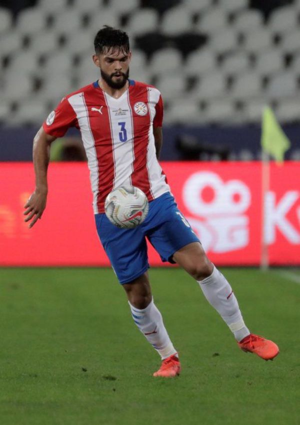 Valencia y Hertha Berlín acuerdan cesión de Omar Alderete