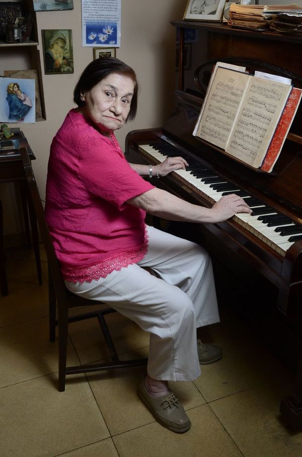 Falleció la pianista y docente Victoria Alfaro - Música - ABC Color
