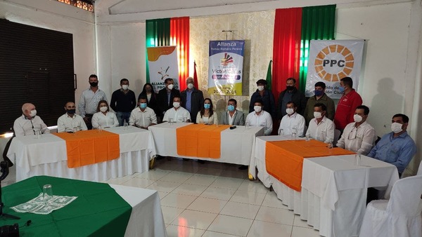 VICTOR CASAS LANZA SU CANDIDATURA Y LA DE SUS CONCEJALES