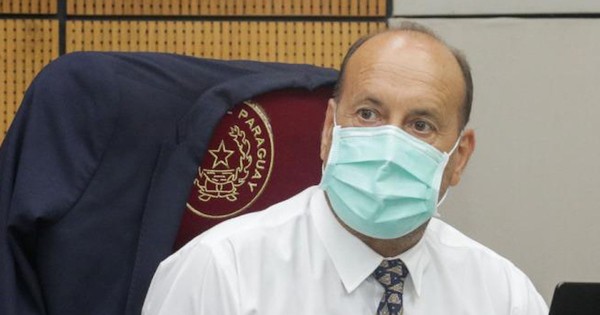 La Nación / Político de la semana: Libreto de “Cachito” Salomón libró a grupos criminales