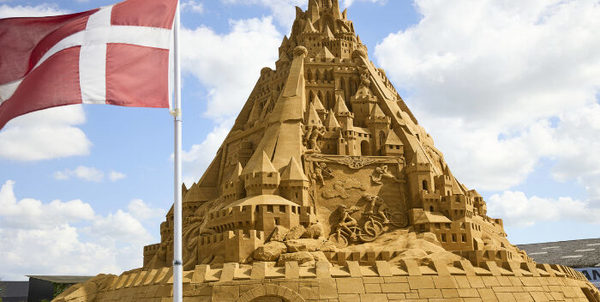 ¡Fenomenal! El castillo de arena que rompió record Guinness en Dinamarca