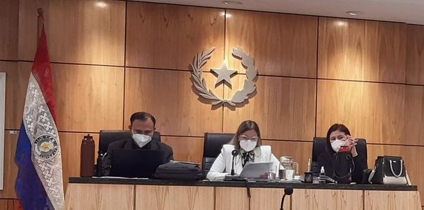 Condenan a abogado por resistirse a procedimiento policial - ABC en el Este - ABC Color