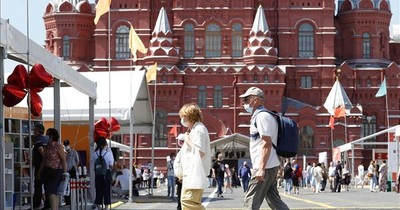 La Nación / Nuevo récord de muertes diarias en Rusia por COVID-19