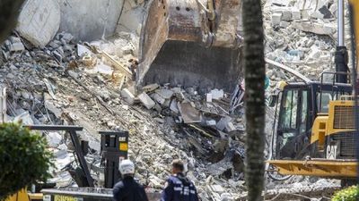 Registran 86 fallecidos bajo los escombros del Champlain Towers