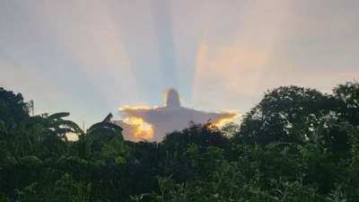 ¿Se ve o no la forma de Cristo? La nueva foto viral que circula en las redes