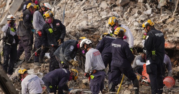 La Nación / Tragedia en Miami: suben a 86 muertos y 43 desaparecidos en derrumbe de edificio