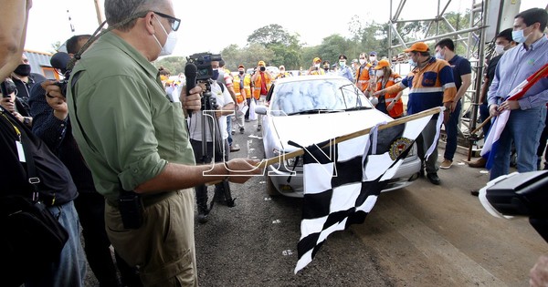 La Nación / Fue exitoso el simulacro en el megavacunatorio del autódromo