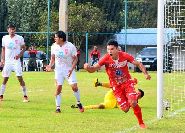 La Intermedia tiene un líder a toda prueba - Fútbol - ABC Color