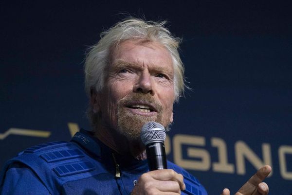 Richard Branson, un millonario “pop” apasionado del espacio - Gente - ABC Color