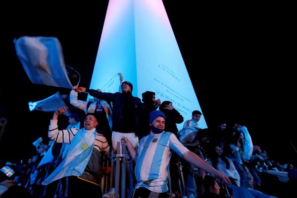 Con epicentro en el Obelisco porteño, Argentina celebró el título de América | El Independiente