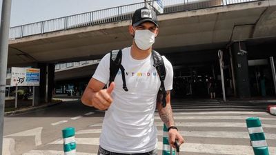 Omar Alderete llega a Valencia para fichar por el club - Fútbol Internacional - ABC Color