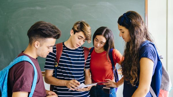 Religiosos buscan sexo respetuoso de jóvenes