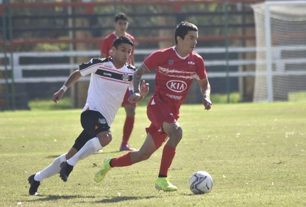 Trinidense y Capiatá se imponen - Fútbol de Ascenso de Paraguay - ABC Color