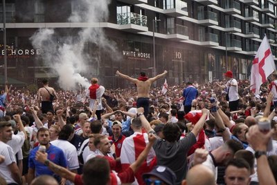 Caos total en las afueras de Wembley a minutos de la gran final de la Eurocopa