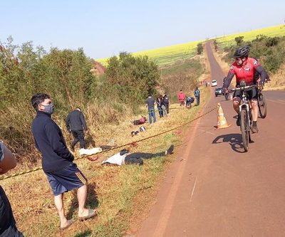 Dos jóvenes mueren durante carrera clandestina