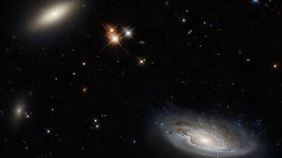 El telescopio espacial Hubble capta dos enormes galaxias que son parte del cúmulo de Perseo | Ñanduti