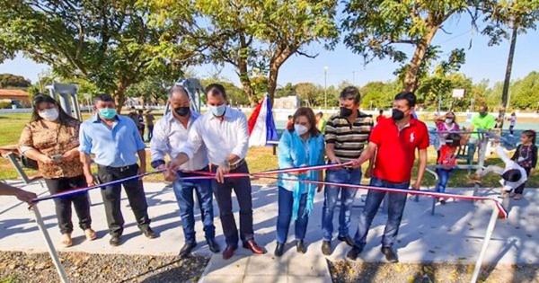 La Nación / Secretaría de Deportes inaugura otra plaza deportiva en Unión