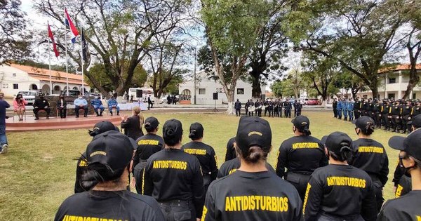 La Nación / Capacitan en control de motines a penitenciarios