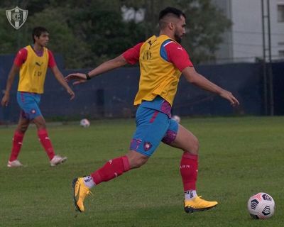El Ciclón abre el retorno copero - Fútbol - ABC Color
