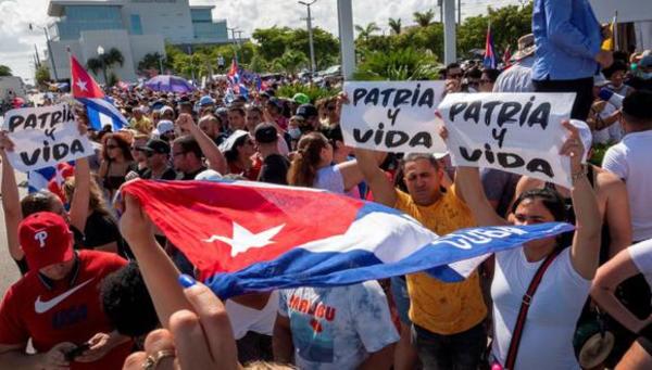 Cuba: Bloquean internet y cortan electricidad en varias zonas para impedir la difusión de protestas | Ñanduti