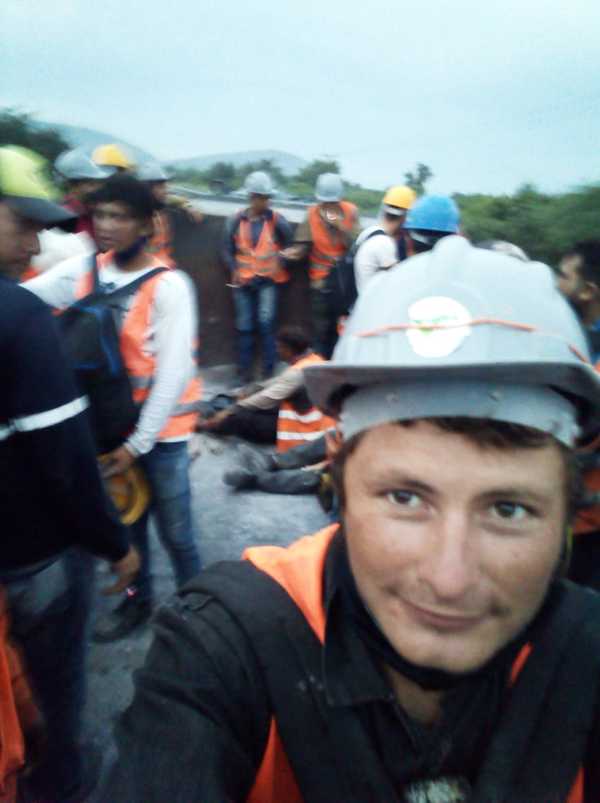 Humildes trabajadores estafados por una empresa tercerizada de CECON - La Clave