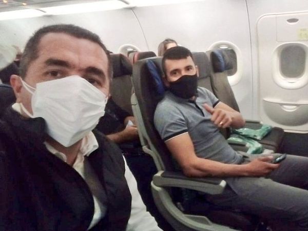 Édgar Benítez vuela a Perú para jugar en Alianza Lima - Fútbol Internacional - ABC Color