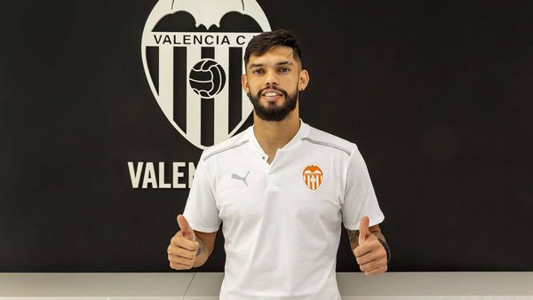 Valencia anuncia a Omar Alderete