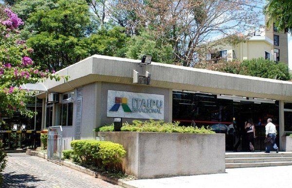 Diario HOY | Emplazan a Itaipú para dar a conocer información pública