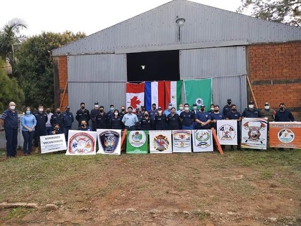 23 CUARTELES DE BOMBEROS RECIBIERON EQUIPOS EN CARÁCTER DE DONACIÓN DE CANADÁ