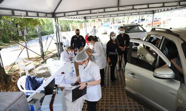 Itaipú coopera con Salud Pública en vacunación masiva