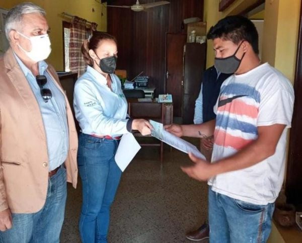 Productores de Central recibieron G.320 millones en créditos