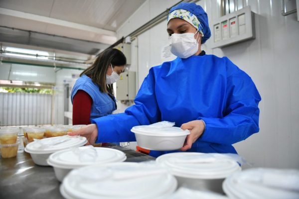 Itaipu entregó más de 30.000 raciones de alimentos para personal de blanco y pacientes