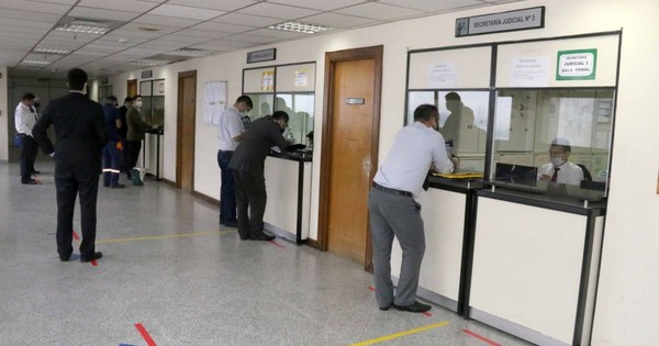 La Nación / Juzgado de Capital suspende firmas de imputados y condenados hasta diciembre de 2021