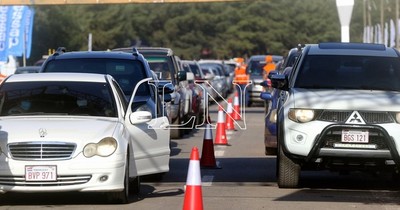 La Nación / En ex Aratiri vacunarán a mayores de 35 años desde esta medianoche