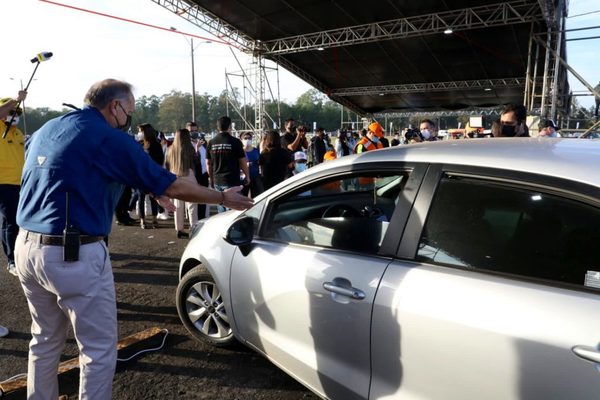 Autódromo Rubén Dumot:“Toda la expectativa superada es el entusiasmo de la gente”, destaca ministro | Ñanduti