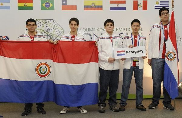 Paraguayo-kuéra oñembosako’i Rusia gotyo oha’ã haguã iñakuãvéva matemática-pe - ABC Remiandu - ABC Color