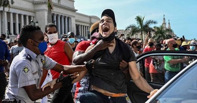 La Nación / Cubanos, entre la miseria y la indolencia